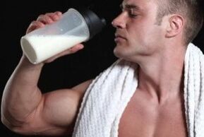 Bebida deportiva y ejercicios para la prostatitis.